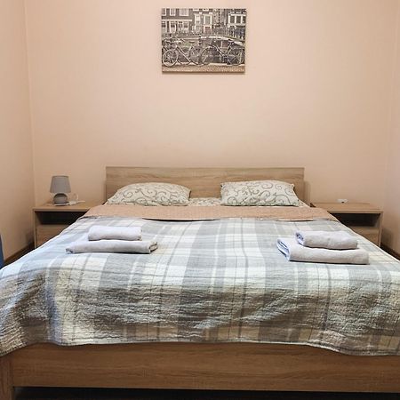Apartments Domovik Parkaniya, 2A Mukaçeve Dış mekan fotoğraf