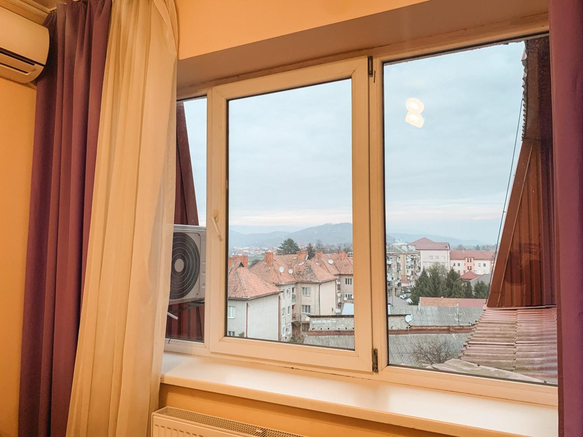 Apartments Domovik Parkaniya, 2A Mukaçeve Dış mekan fotoğraf