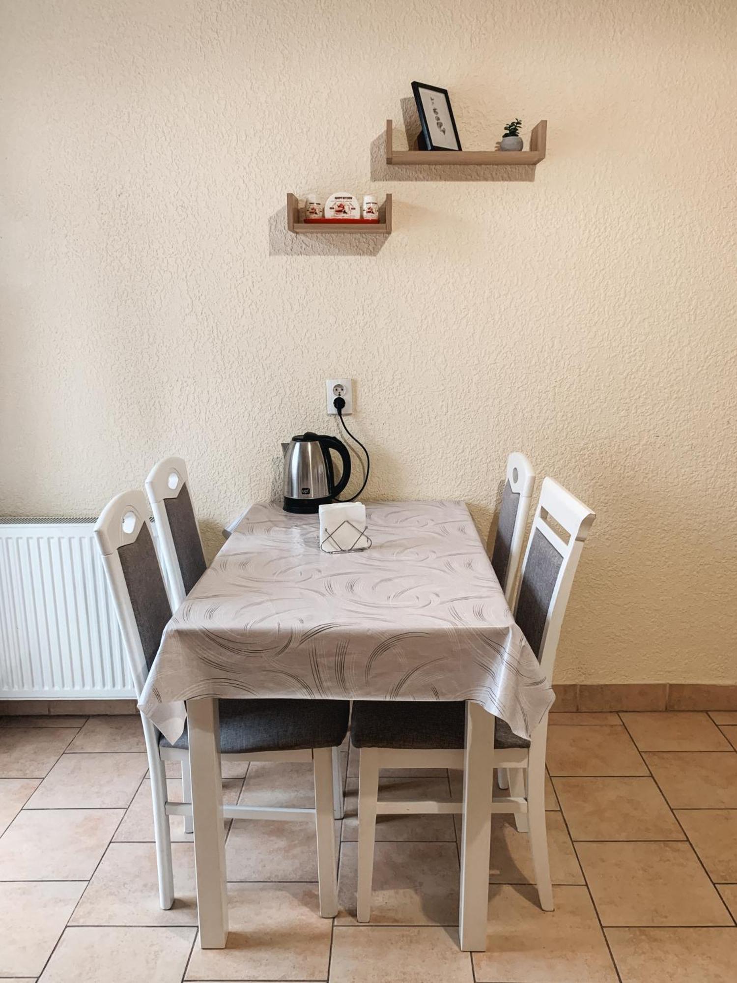 Apartments Domovik Parkaniya, 2A Mukaçeve Dış mekan fotoğraf