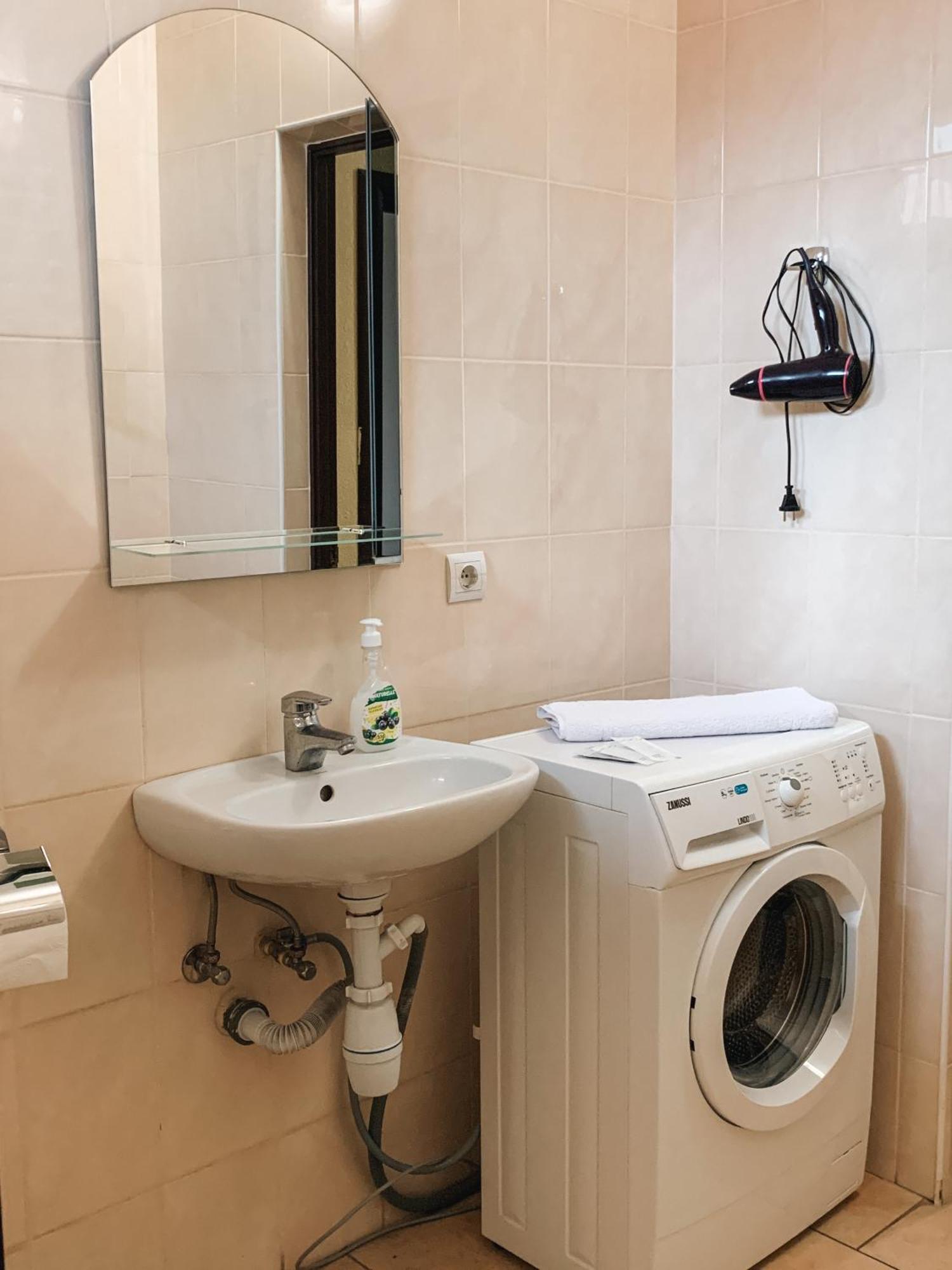 Apartments Domovik Parkaniya, 2A Mukaçeve Dış mekan fotoğraf